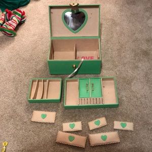 Green soft leather juicy jewelry box